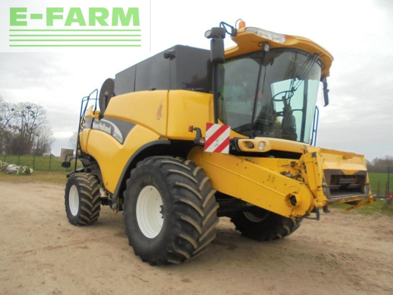 New Holland cx860sl - Combine harvester: picture 4 New Holland cx860sl - Combine harvester: picture 4