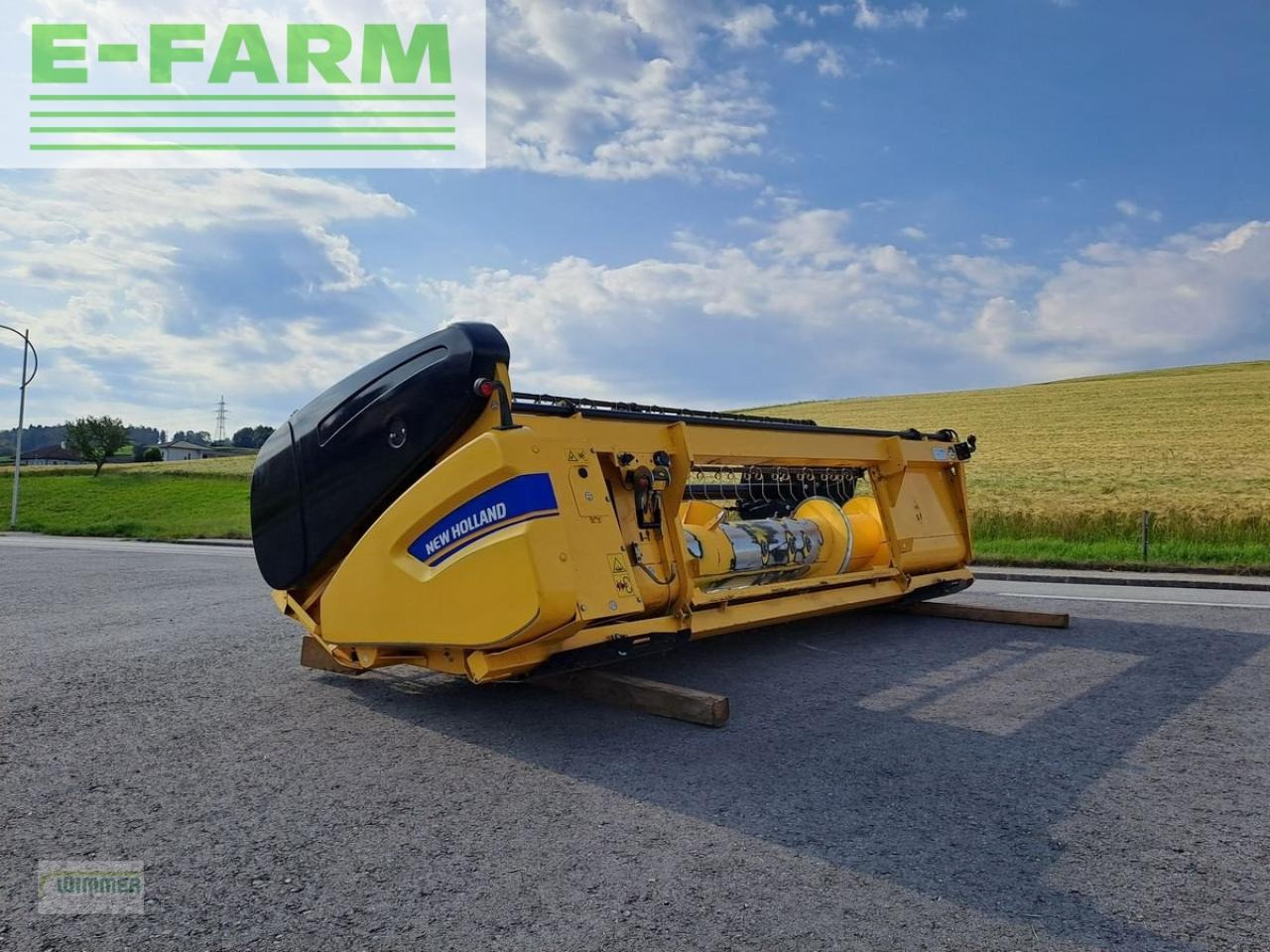 Grain header New Holland nh 400: picture 6 Grain header New Holland nh 400: picture 6