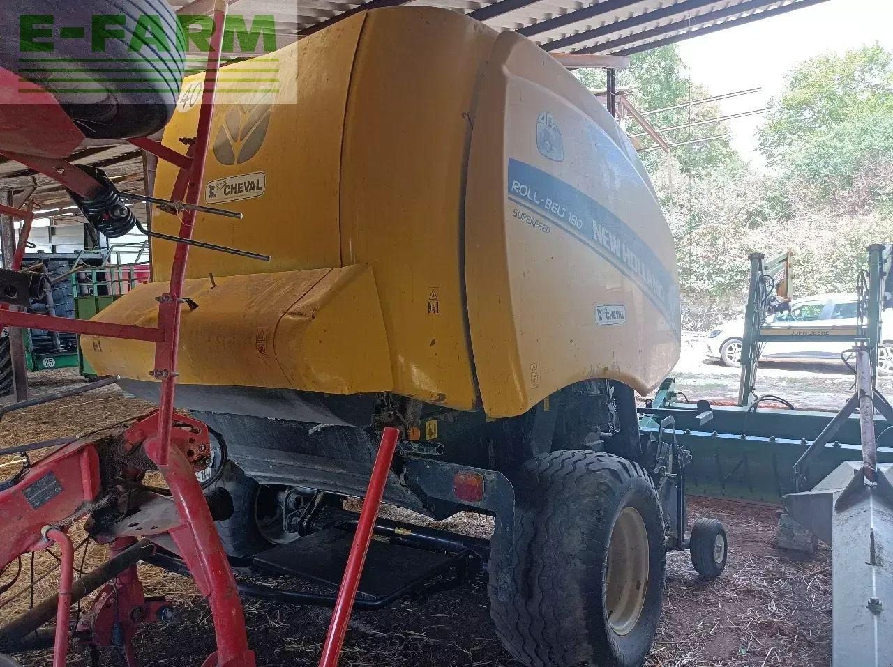 New Holland rb 180 superfeed - Square baler: picture 5 New Holland rb 180 superfeed - Square baler: picture 5