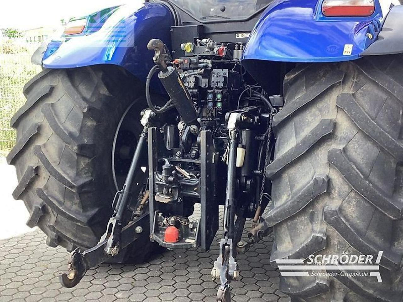 New Holland t 7.270 ac - Farm tractor: picture 5 New Holland t 7.270 ac - Farm tractor: picture 5