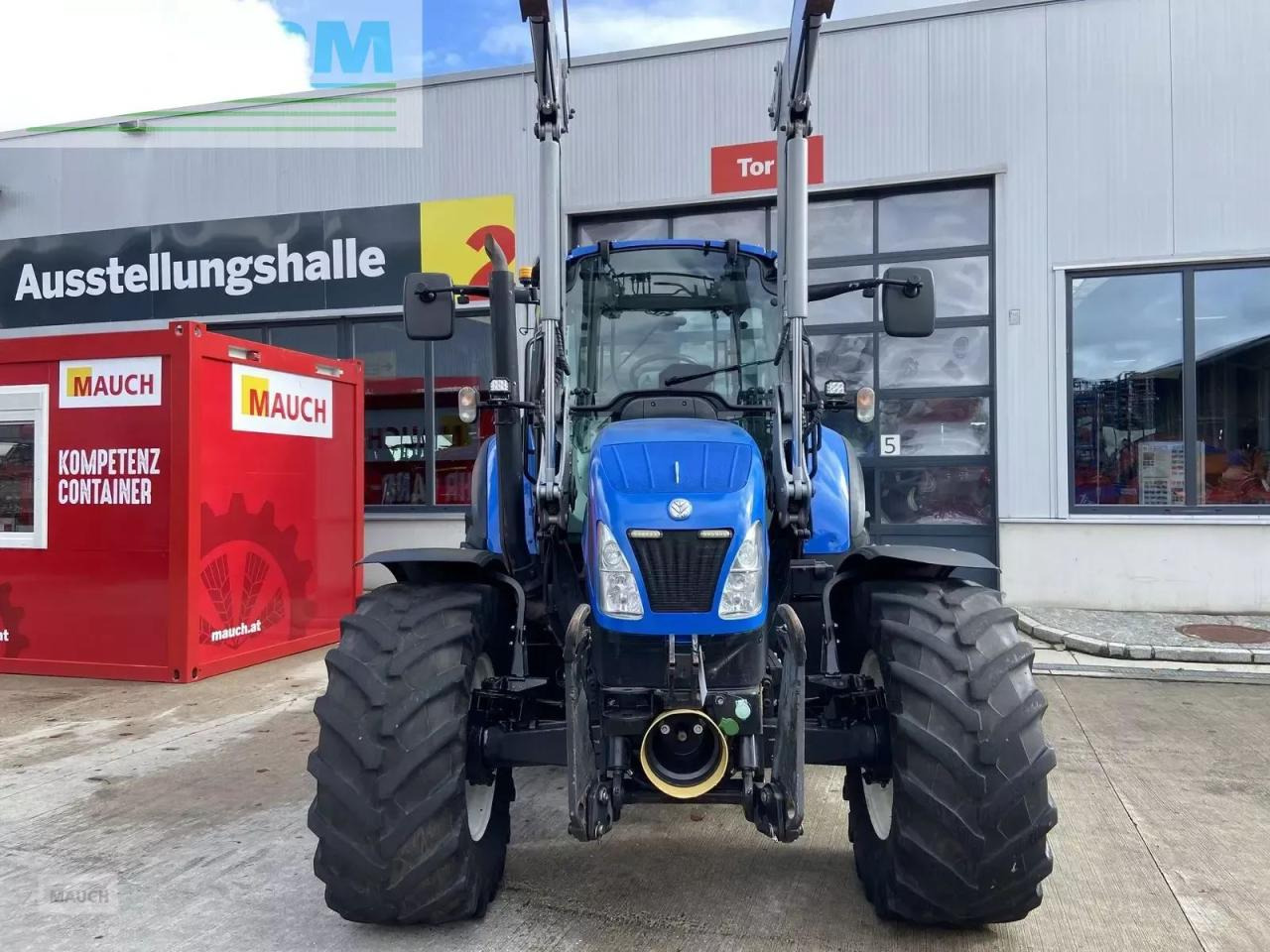 New Holland t5.105 electro command - Farm tractor: picture 2 New Holland t5.105 electro command - Farm tractor: picture 2