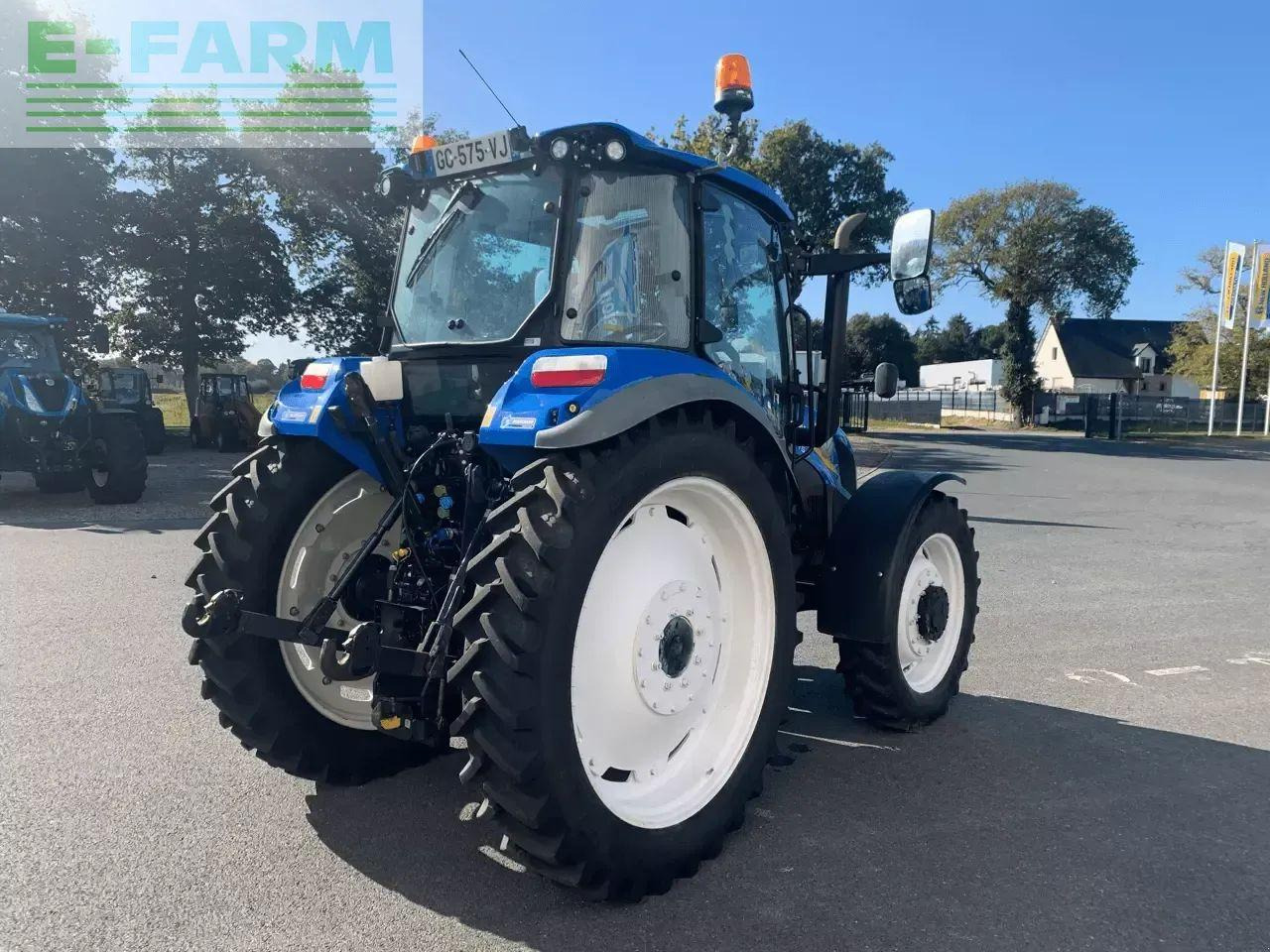 New Holland t5 95 dual command - Farm tractor: picture 3 New Holland t5 95 dual command - Farm tractor: picture 3