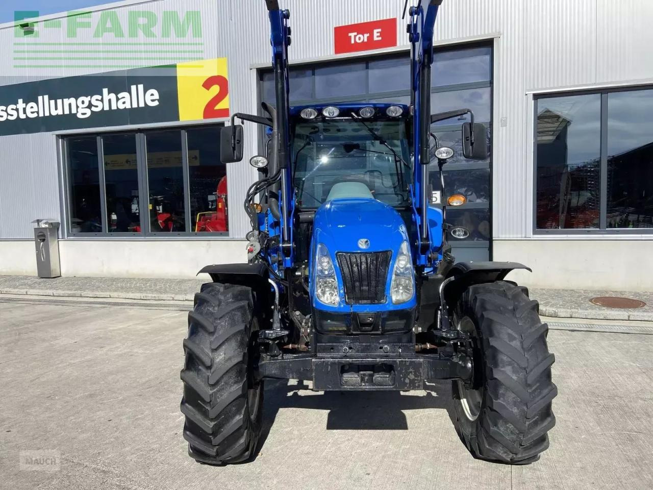 New Holland t5030 - Farm tractor: picture 2 New Holland t5030 - Farm tractor: picture 2