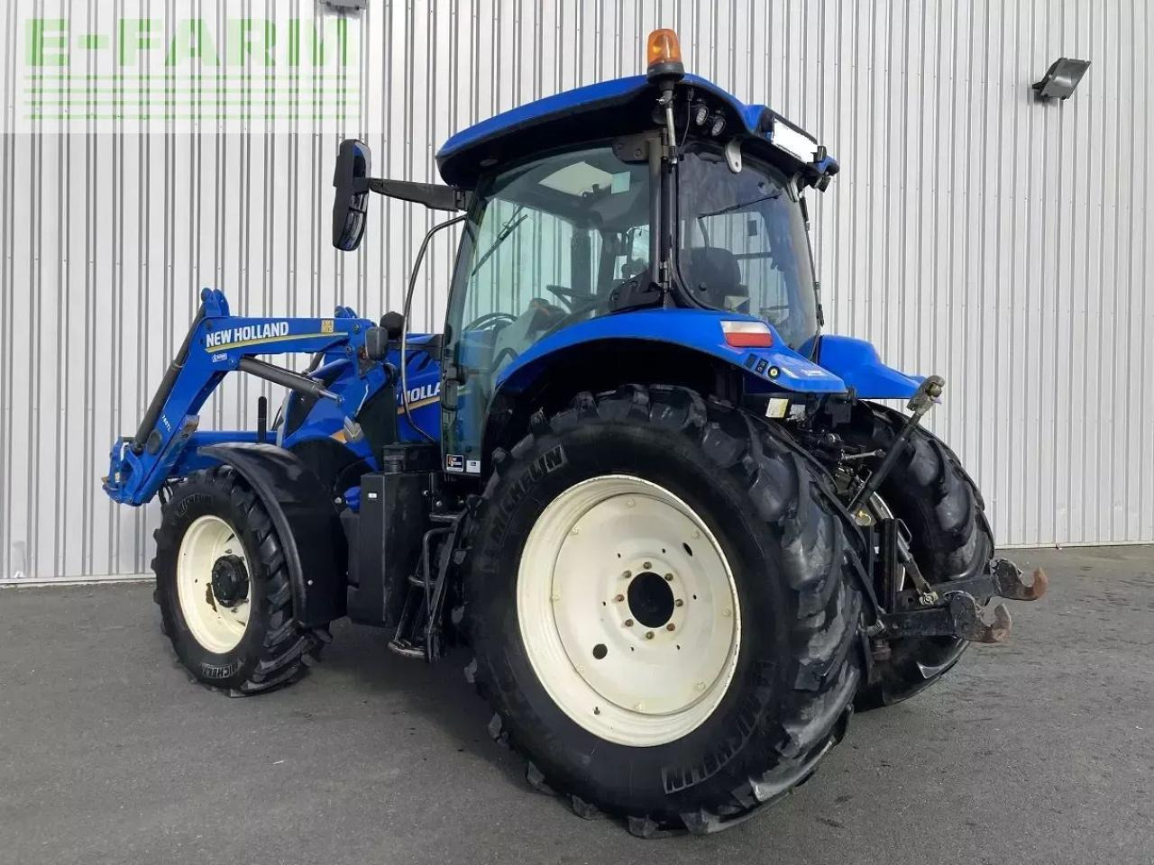 New Holland t6.145 electrocommand t4b - Farm tractor: picture 3 New Holland t6.145 electrocommand t4b - Farm tractor: picture 3