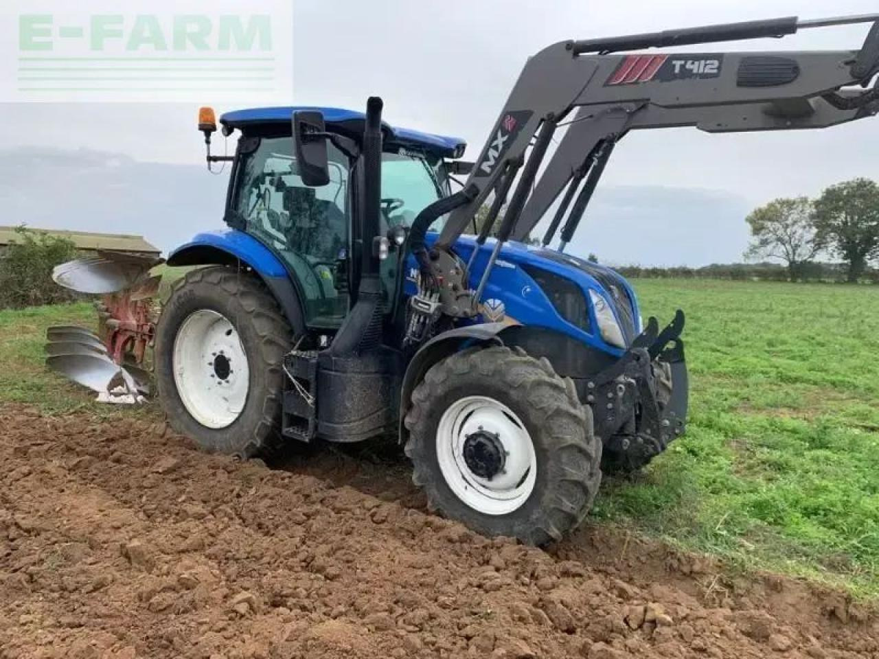 New Holland t6-155ac - Farm tractor: picture 1 New Holland t6-155ac - Farm tractor: picture 1