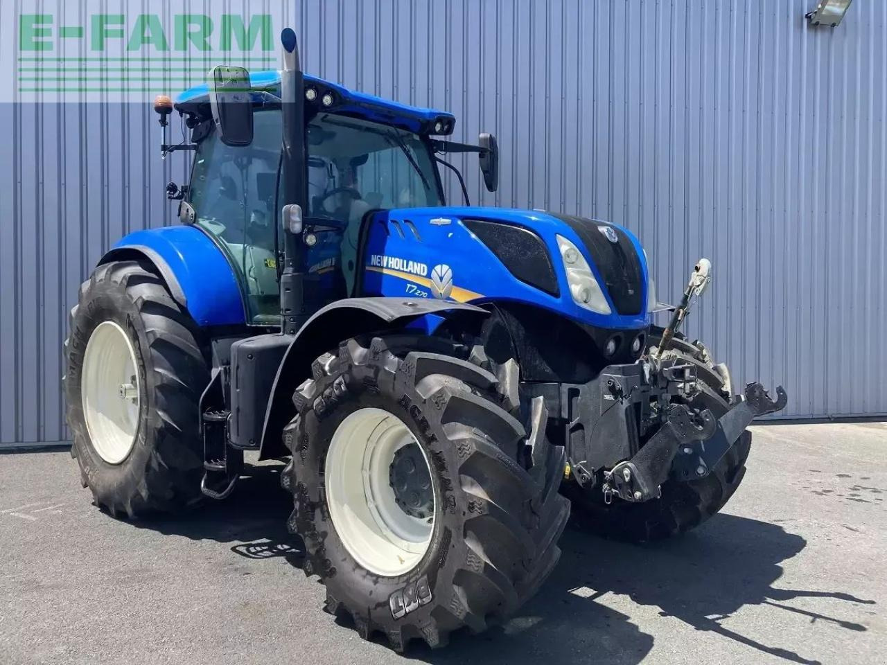 New Holland t7.270 auto command - Farm tractor: picture 3 New Holland t7.270 auto command - Farm tractor: picture 3