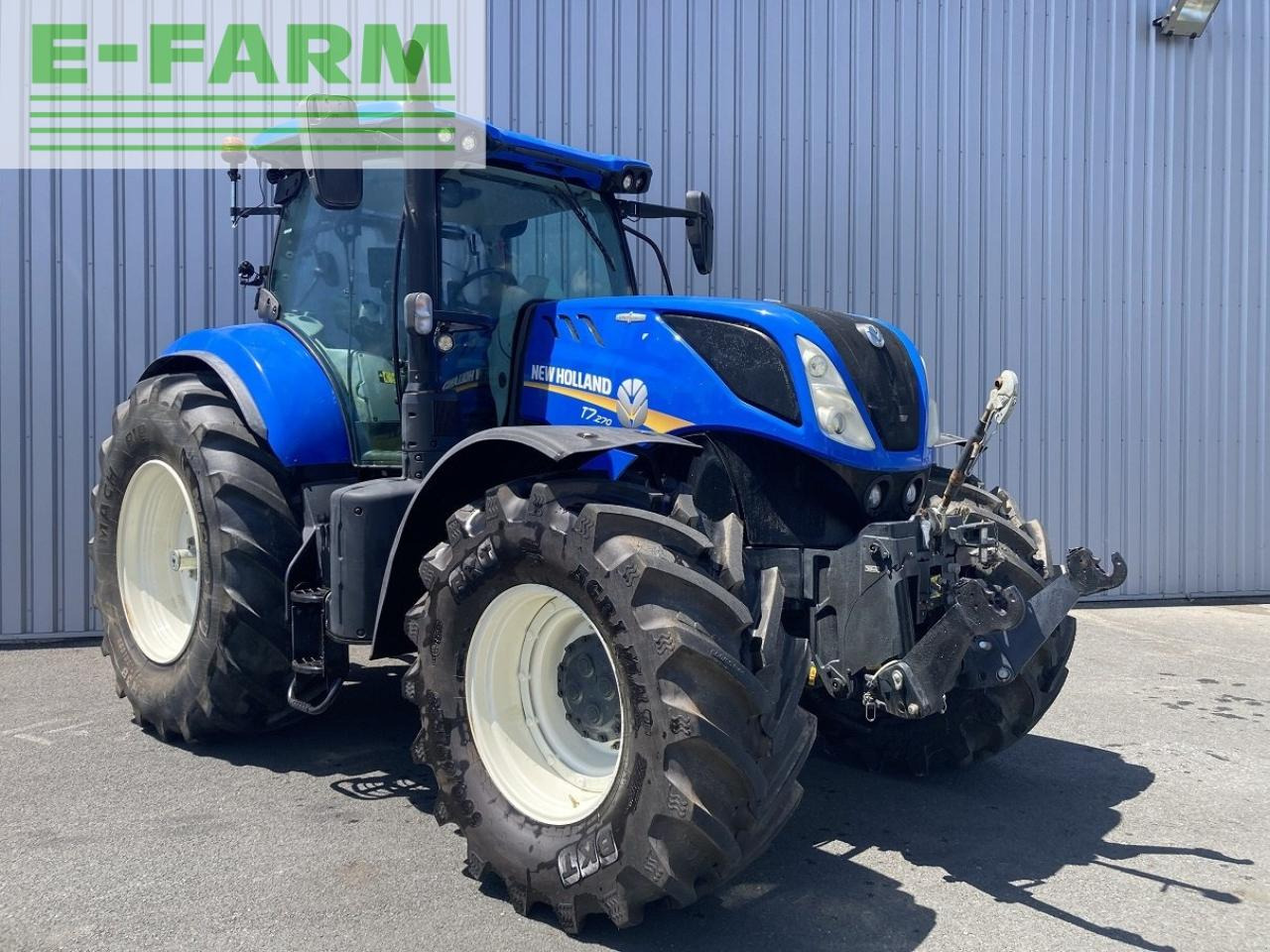 New Holland t7.270 auto command - Farm tractor: picture 3 New Holland t7.270 auto command - Farm tractor: picture 3