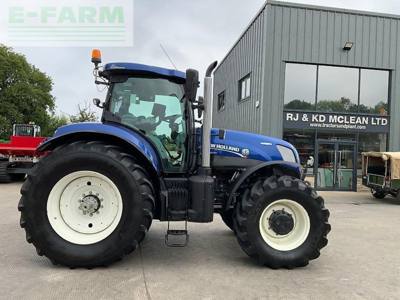 New Holland t7.270 blue power tractor (st23715) - Farm tractor: picture 1 New Holland t7.270 blue power tractor (st23715) - Farm tractor: picture 1