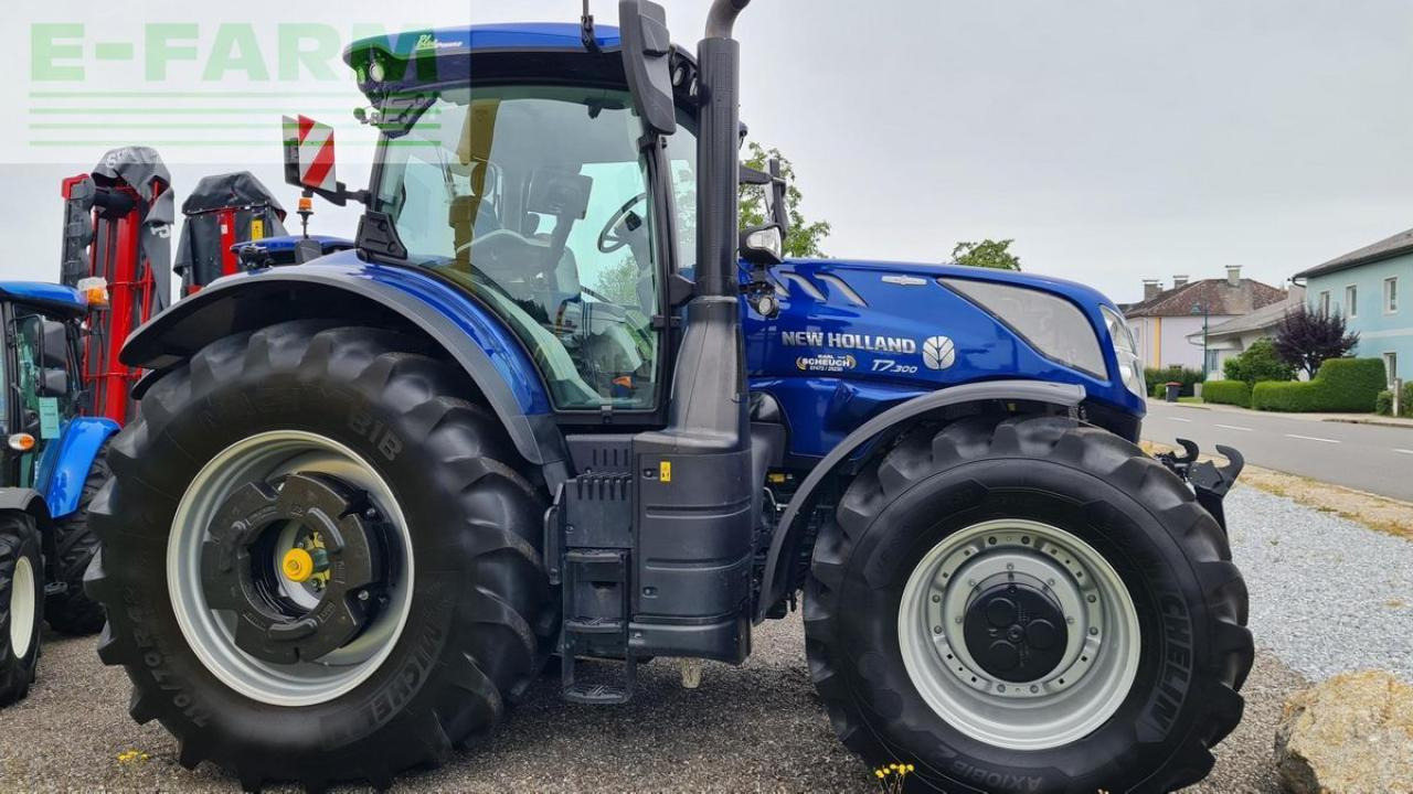 New Holland t7.300auto command - Farm tractor: picture 1 New Holland t7.300auto command - Farm tractor: picture 1