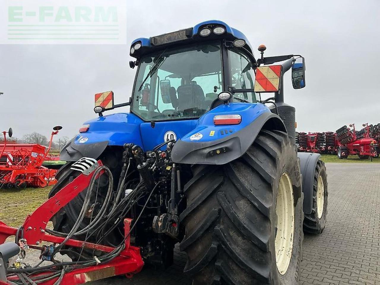 New Holland t8.380 - Farm tractor: picture 4 New Holland t8.380 - Farm tractor: picture 4