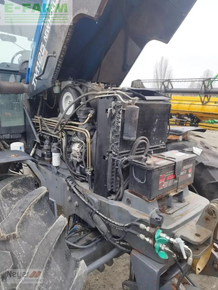 Farm tractor New Holland tm 125: picture 14