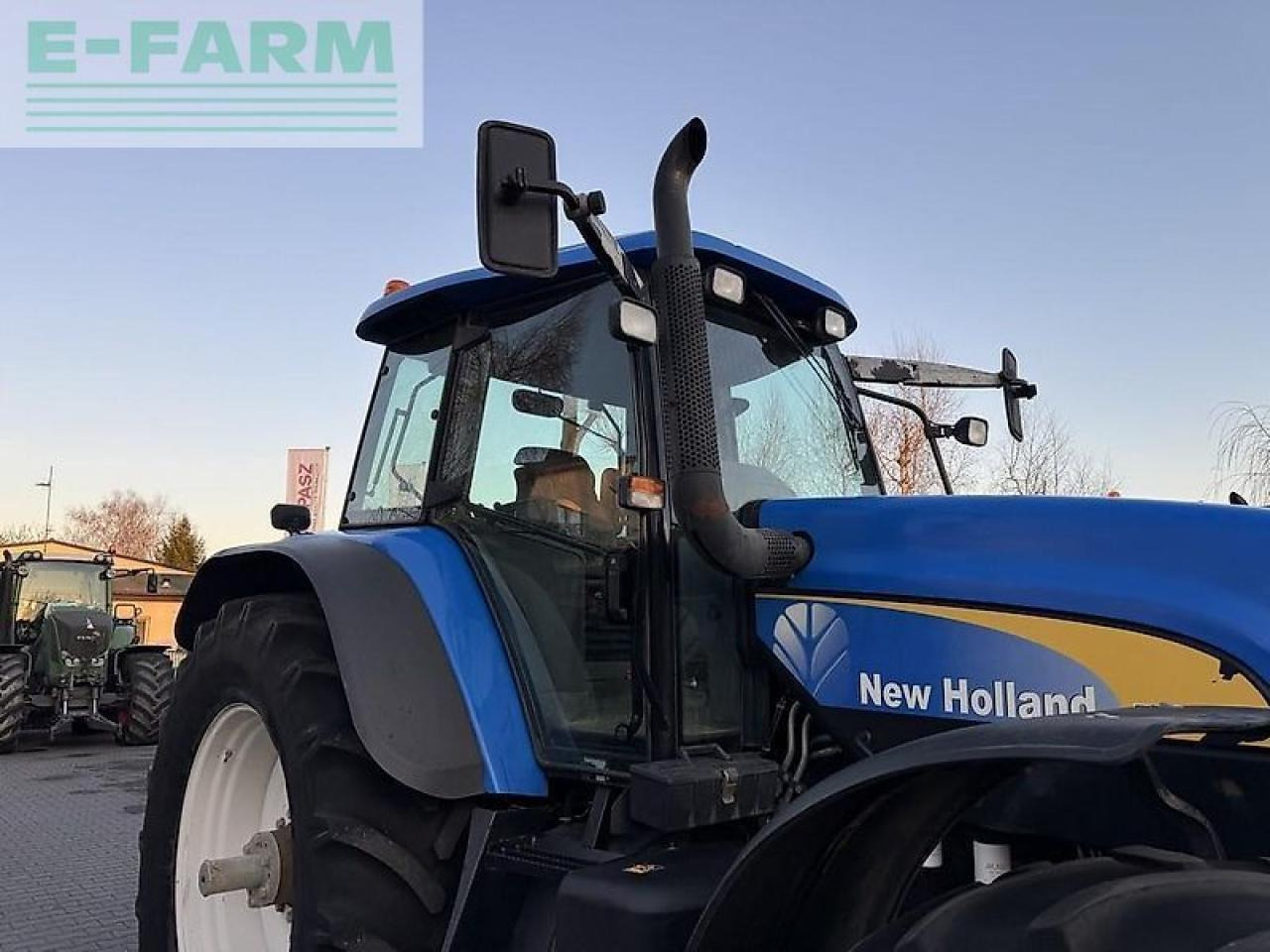 Farm tractor New Holland tm175 powercommand: picture 19