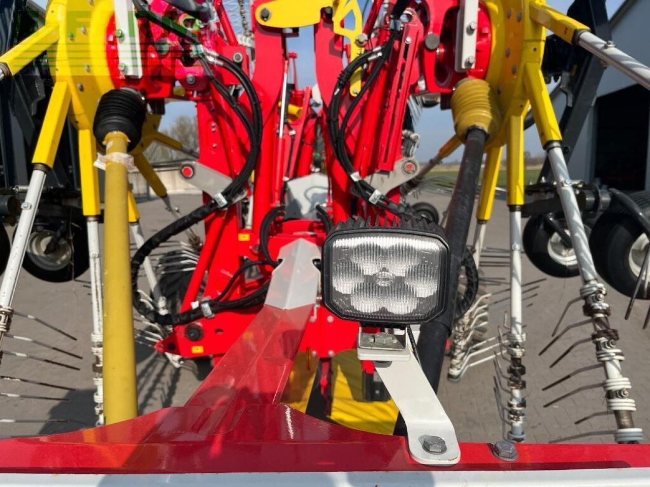 Tedder/ Rake Pöttinger top 1403 c: picture 17 Tedder/ Rake Pöttinger top 1403 c: picture 17