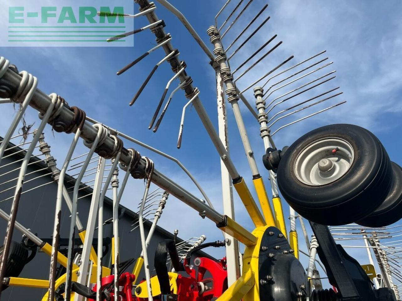 Tedder/ Rake Pöttinger top 1403 c: picture 13 Tedder/ Rake Pöttinger top 1403 c: picture 13