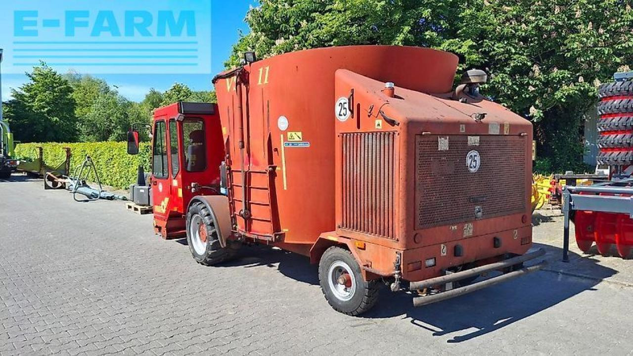 R.M.H. vs 11 - Livestock equipment: picture 3 R.M.H. vs 11 - Livestock equipment: picture 3