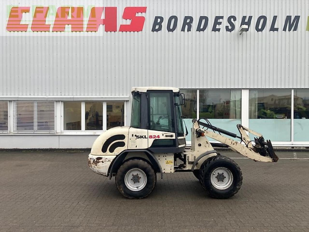 Schaeff skl 824 - Mini excavator: picture 2 Schaeff skl 824 - Mini excavator: picture 2