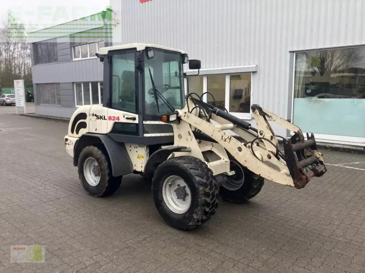 Mini excavator Schaeff skl 824: picture 9