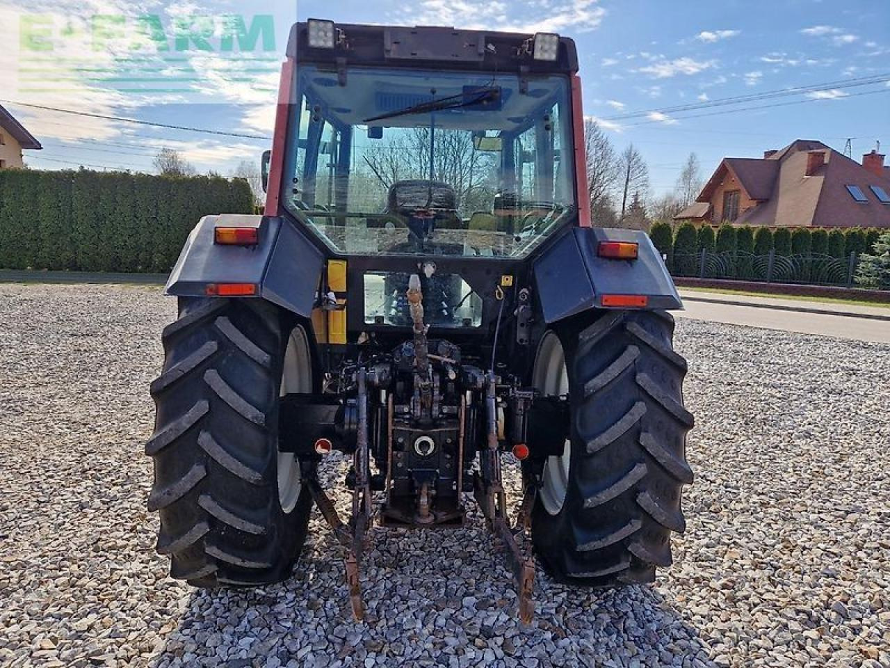 Valtra 8050 hitech HiTech - Farm tractor: picture 4 Valtra 8050 hitech HiTech - Farm tractor: picture 4