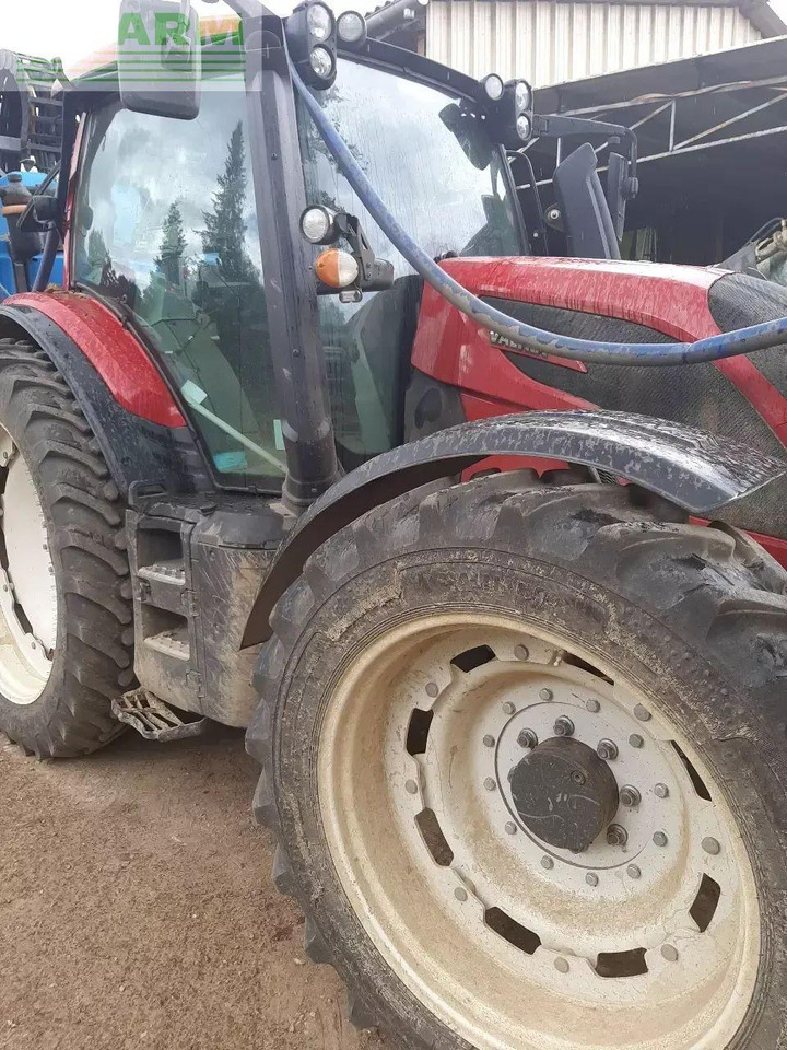 Valtra n 134 versu Versu - Farm tractor: picture 2 Valtra n 134 versu Versu - Farm tractor: picture 2
