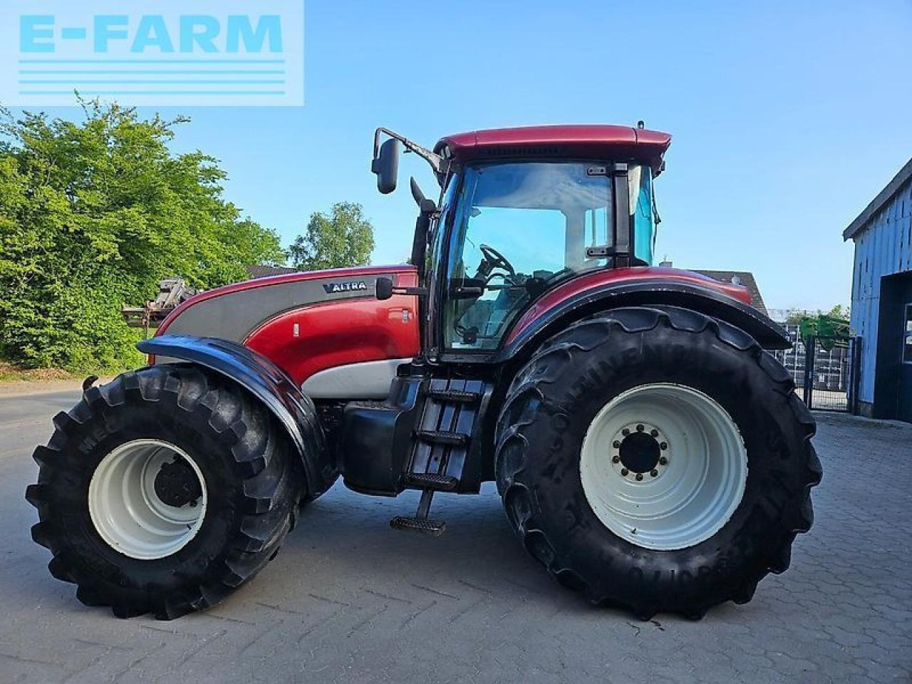 Farm tractor Valtra s 280: picture 8