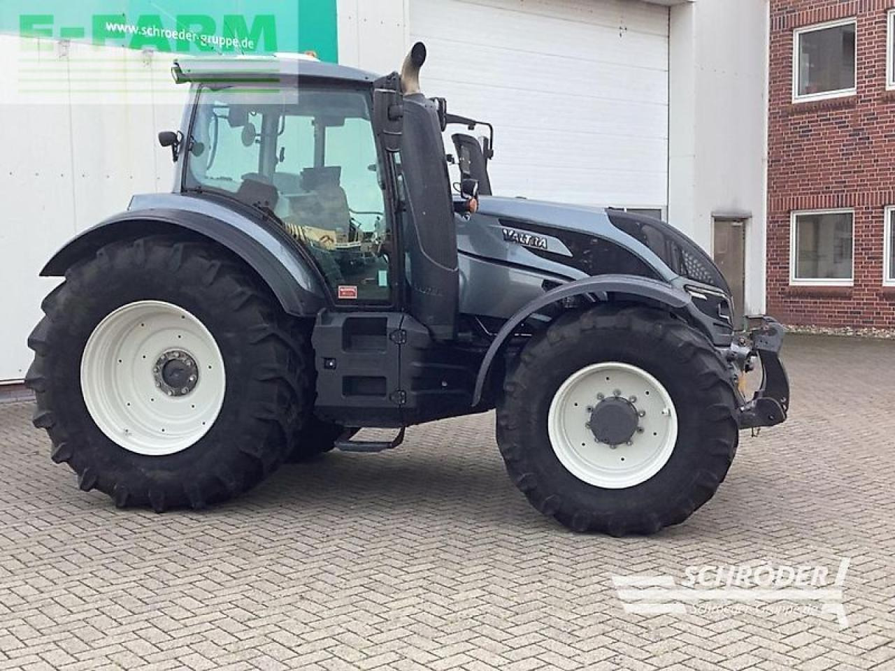 Valtra t 214 d smarttouch - Farm tractor: picture 2 Valtra t 214 d smarttouch - Farm tractor: picture 2