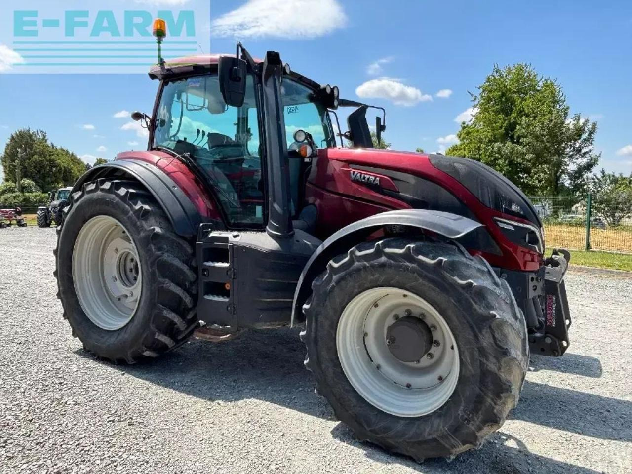 Valtra t174 active - Farm tractor: picture 3 Valtra t174 active - Farm tractor: picture 3
