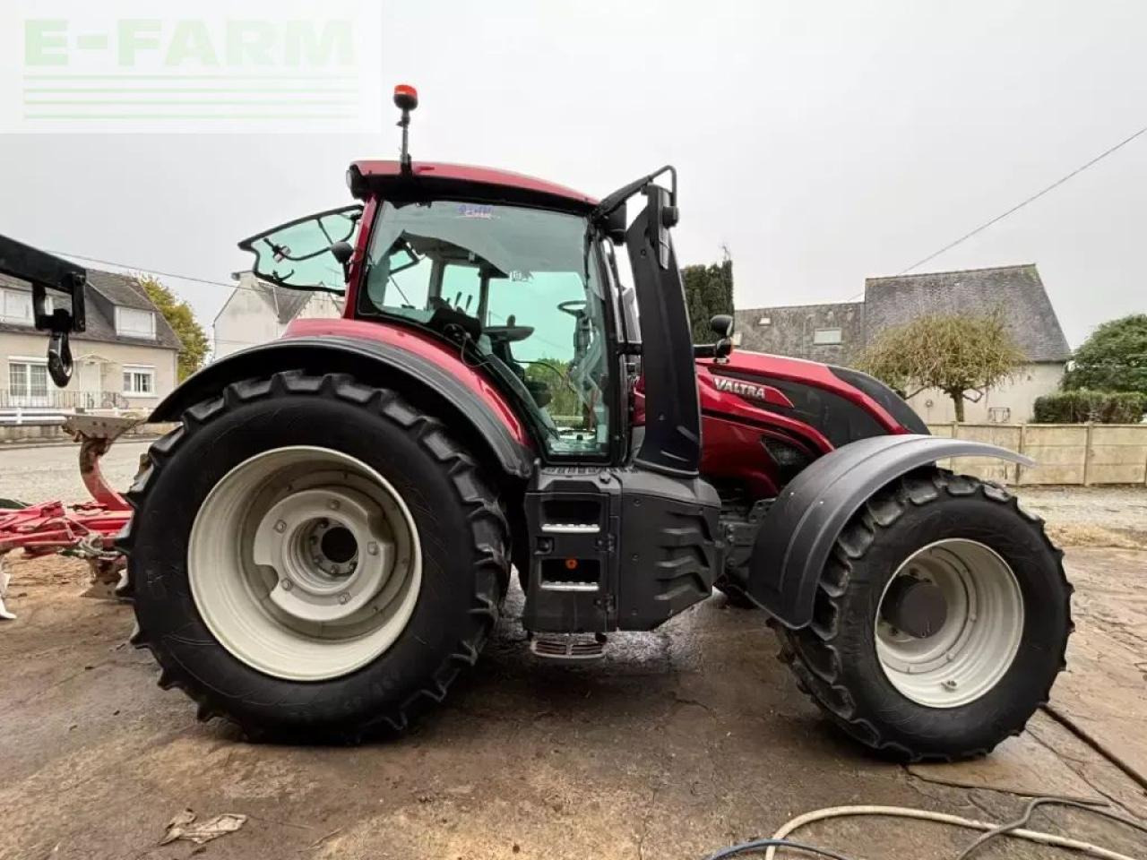 Valtra t174ea - Farm tractor: picture 3 Valtra t174ea - Farm tractor: picture 3