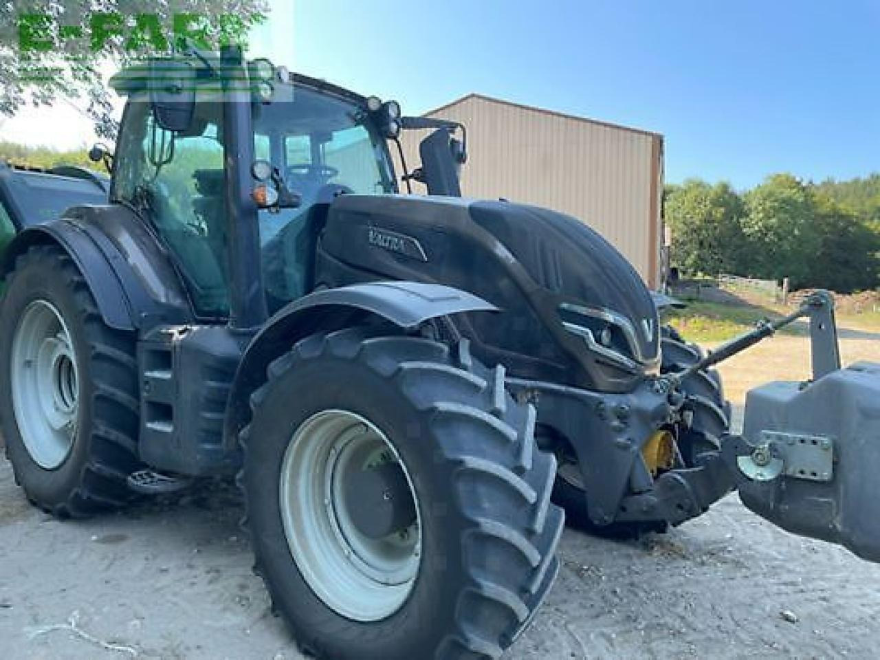 Valtra t235v - Farm tractor: picture 1 Valtra t235v - Farm tractor: picture 1