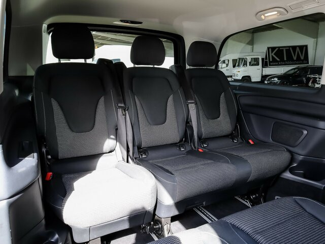 MERCEDES-BENZ EQV 300 lang,7Sitze,2xKlima,2Schiebetür el.,LED - Minibus, Electric bus: picture 4 MERCEDES-BENZ EQV 300 lang,7Sitze,2xKlima,2Schiebetür el.,LED - Minibus, Electric bus: picture 4