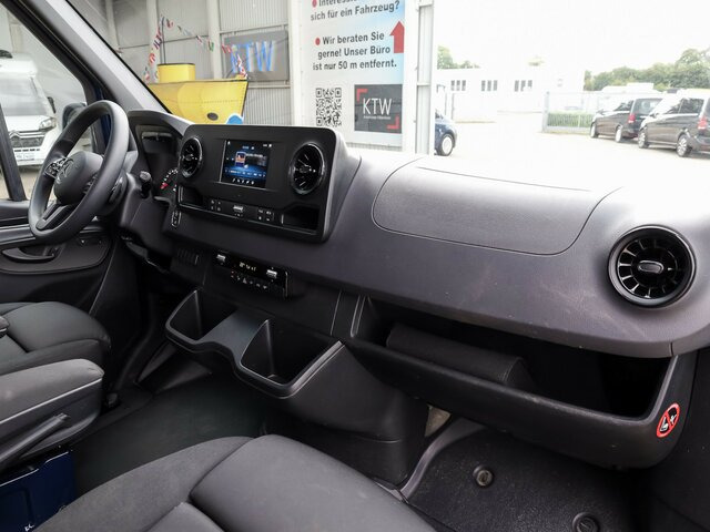 MERCEDES-BENZ Sprinter 315 CDI Maxi KombiTourer,8Sitze,Kamera... - Minibus, Passenger van: picture 3 MERCEDES-BENZ Sprinter 315 CDI Maxi KombiTourer,8Sitze,Kamera... - Minibus, Passenger van: picture 3