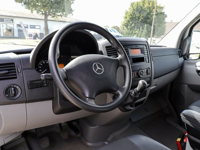 MERCEDES-BENZ Sprinter 316CDI DOKA,Allrad,AHK,Standhzg.... - Open body delivery van, Combi van: picture 4 MERCEDES-BENZ Sprinter 316CDI DOKA,Allrad,AHK,Standhzg.... - Open body delivery van, Combi van: picture 4