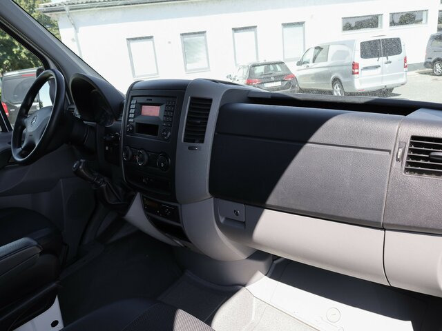 MERCEDES-BENZ Sprinter 316CDI DOKA,Allrad,AHK,TCO,Standhzg.... - Curtain side van, Combi van: picture 3 MERCEDES-BENZ Sprinter 316CDI DOKA,Allrad,AHK,TCO,Standhzg.... - Curtain side van, Combi van: picture 3