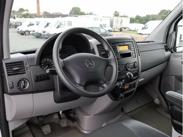 MERCEDES-BENZ Sprinter 316CDI DOKA,Allrad,Klima,AHK,TCO - Open body delivery van, Combi van: picture 4 MERCEDES-BENZ Sprinter 316CDI DOKA,Allrad,Klima,AHK,TCO - Open body delivery van, Combi van: picture 4