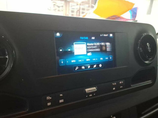 MERCEDES-BENZ Sprinter 317 CDI Kasten,L2H2,MBUX,Kamera... - Panel van: picture 4 MERCEDES-BENZ Sprinter 317 CDI Kasten,L2H2,MBUX,Kamera... - Panel van: picture 4