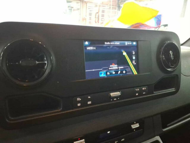 MERCEDES-BENZ Sprinter 317 CDI Kasten,L2H2,MBUX,Kamera... - Panel van: picture 3 MERCEDES-BENZ Sprinter 317 CDI Kasten,L2H2,MBUX,Kamera... - Panel van: picture 3