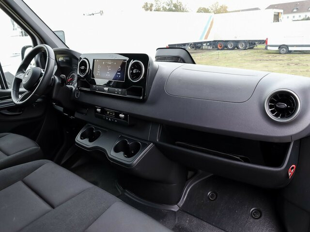 MERCEDES-BENZ Sprinter 317 Maxi,9GTronic,MBUX,Kamera... - Panel van: picture 4 MERCEDES-BENZ Sprinter 317 Maxi,9GTronic,MBUX,Kamera... - Panel van: picture 4
