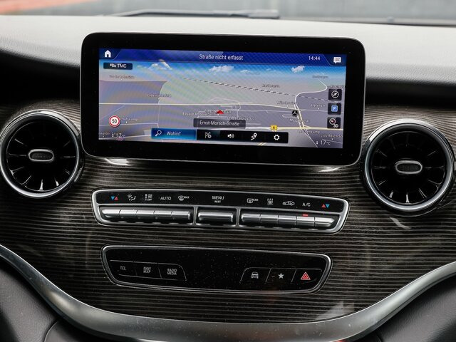 MERCEDES-BENZ V 300 Avantgarde,Extralang,2xSchiebetür el.,AHK... - Passenger van: picture 5 MERCEDES-BENZ V 300 Avantgarde,Extralang,2xSchiebetür el.,AHK... - Passenger van: picture 5