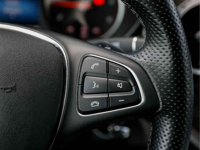 Passenger van MERCEDES-BENZ V 300 Edition Extralang,2xSchiebetür el.,8Sitzer...: picture 9 Passenger van MERCEDES-BENZ V 300 Edition Extralang,2xSchiebetür el.,8Sitzer...: picture 9