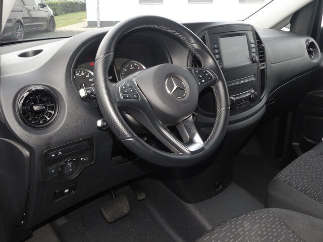 MERCEDES-BENZ Vito 116CDI lang,TourerPro,2xKlima,9Sitze - Minibus, Passenger van: picture 4 MERCEDES-BENZ Vito 116CDI lang,TourerPro,2xKlima,9Sitze - Minibus, Passenger van: picture 4