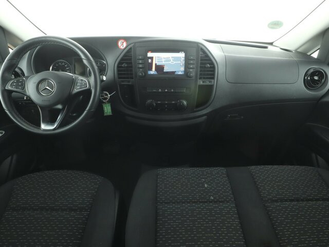 MERCEDES-BENZ Vito 116TourerPro ,Extralang,2xKlima,Kamera,AHK - Minibus, Passenger van: picture 2 MERCEDES-BENZ Vito 116TourerPro ,Extralang,2xKlima,Kamera,AHK - Minibus, Passenger van: picture 2