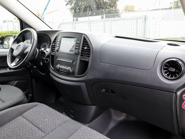MERCEDES-BENZ Vito 116TourerPro ,Extralang,2xKlima,Kamera,AHK... - Minibus, Passenger van: picture 4 MERCEDES-BENZ Vito 116TourerPro ,Extralang,2xKlima,Kamera,AHK... - Minibus, Passenger van: picture 4
