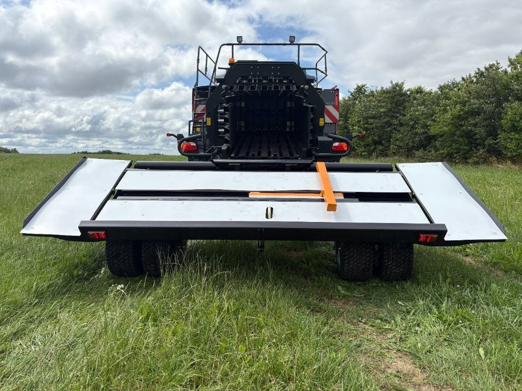 Pomi X 3 - Farm trailer: picture 5 Pomi X 3 - Farm trailer: picture 5