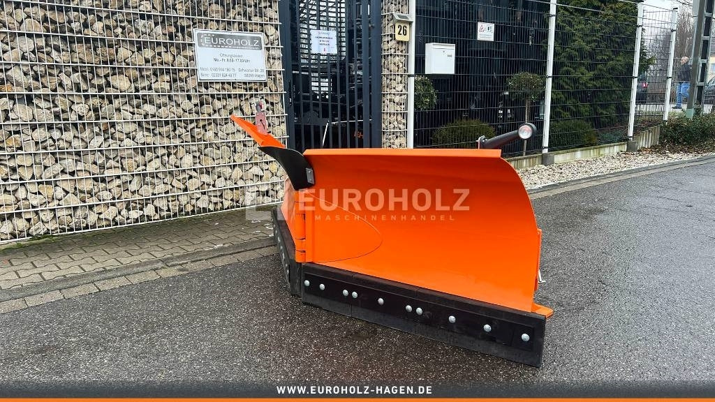 Schneeschild Schneepflug Radlader Kramer 5055 5085 - Snow plows for Agricultural machinery: picture 2 Schneeschild Schneepflug Radlader Kramer 5055 5085 - Snow plows for Agricultural machinery: picture 2