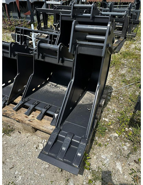 Big Tieflöffel 30cm mit MAR10 Aufnahme - Attachment: picture 1 Big Tieflöffel 30cm mit MAR10 Aufnahme - Attachment: picture 1