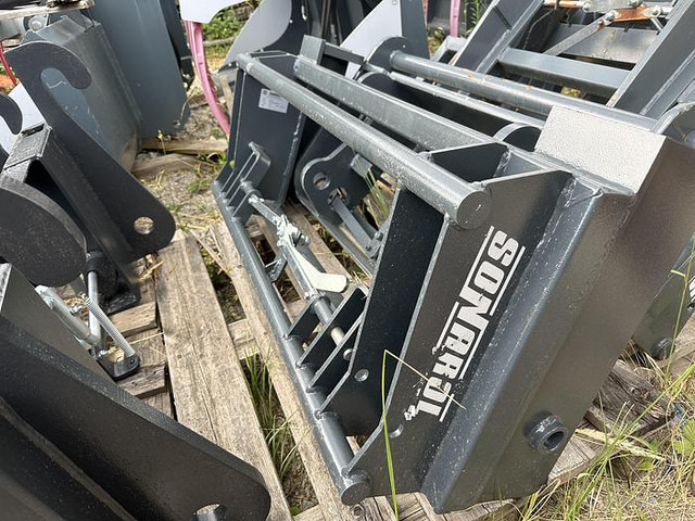 Sonarol John Deere Adapter pass. zu Euro Aufnahme - Attachment: picture 5 Sonarol John Deere Adapter pass. zu Euro Aufnahme - Attachment: picture 5