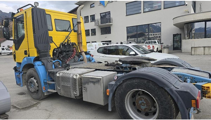 Iveco Strallis 4x2 Sattelzugmaschine mit Kipphydraulik - Container transporter/ Swap body truck: picture 2 Iveco Strallis 4x2 Sattelzugmaschine mit Kipphydraulik - Container transporter/ Swap body truck: picture 2
