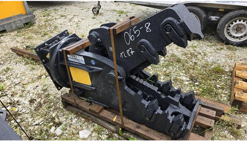 Mustang Abbruchpulverisierer RH05 - Demolition shears: picture 3 Mustang Abbruchpulverisierer RH05 - Demolition shears: picture 3