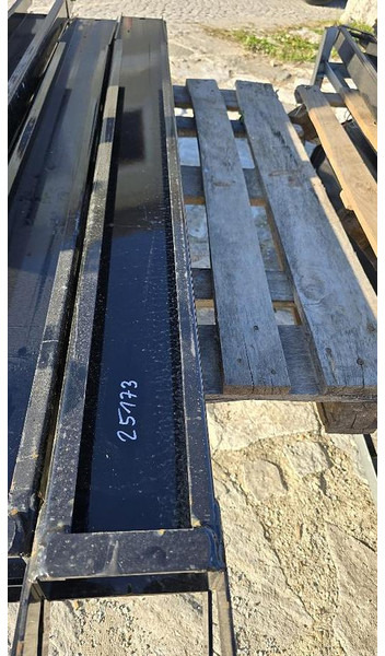 Palettengabelverlängerung 180cm Anbaulänge - Forks for Material handling equipment: picture 1 Palettengabelverlängerung 180cm Anbaulänge - Forks for Material handling equipment: picture 1