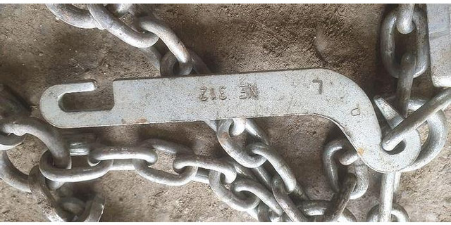 Schneeketten, Eisketten passend zu 20 & 24 Zoll Reifen - Tire: picture 5 Schneeketten, Eisketten passend zu 20 & 24 Zoll Reifen - Tire: picture 5