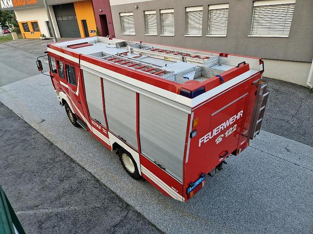 Steyr 10S23 RLF-A1000 4x4 Rüstlöschfahrzeug - Truck: picture 5 Steyr 10S23 RLF-A1000 4x4 Rüstlöschfahrzeug - Truck: picture 5